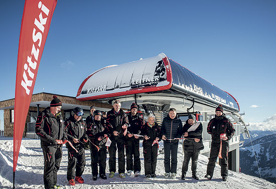 Banddurchschneidung Comfortline S 10EUB Raintal Vlnr: Maximilian Koidl, Dr. Josef Burger, Walter Astl, Dr. Klaus Winkler, Florian Wörgetter, Signe Reisch, Martin Leitner, Manfred Prodinger, Stefan Seeber ((c) Michael Werlberger)